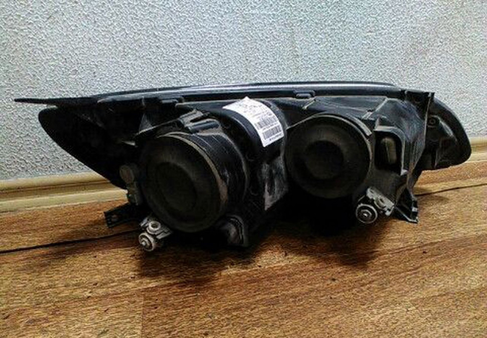 Фара левая Lada Kalina галоген после ремонта oem 21920371101100 (скл-3) Фара левая Lada Kalina галоген после ремонта oem 21920371101100 (скл-3)