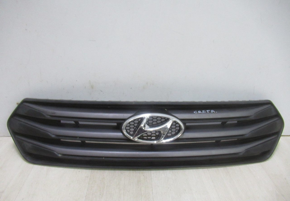 Решетка радиатора Hyundai Creta oem 86351M0000 (в хорошем состоянии) (скл-3)
