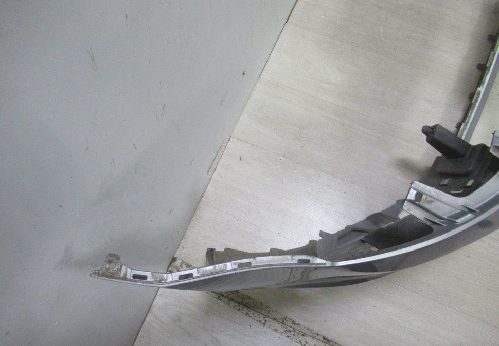 Бампер передний Volkswagen Polo 5 Sedan (15>) oem 6RU807221A