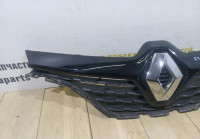 Решетка радиатора бу Renault Kaptur OEM 623103985R