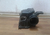 Корпус воздушного фильтра Hyundai Solaris 1 oem 281121R100 (деф)