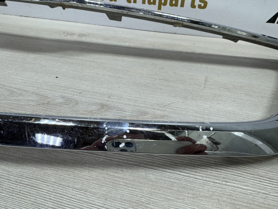 Молдинг решетки радиатора для Kia Sportage 3 2010 863533W000
