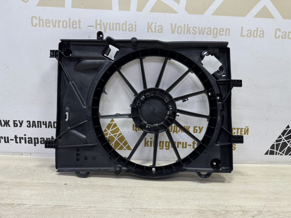 Диффузор вентилятора Chevrolet Cobalt (11-15) oem 95460100 Диффузор вентилятора Chevrolet Cobalt (11-15) oem 95460100