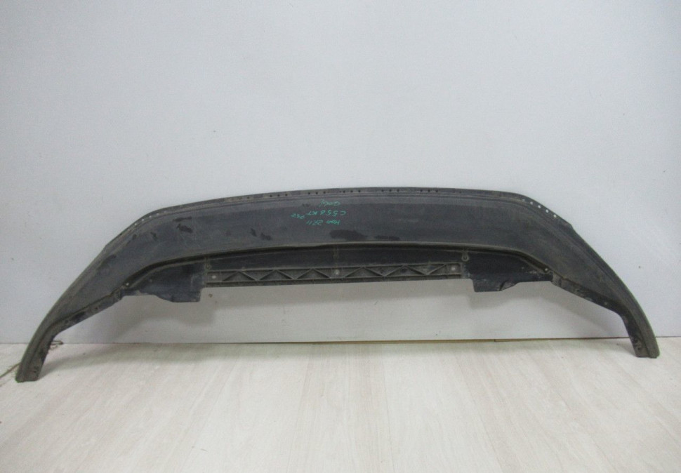 Спойлер переднего бампера Volkswagen Golf 7 (12>) oem 5G0805915 (потертости)
