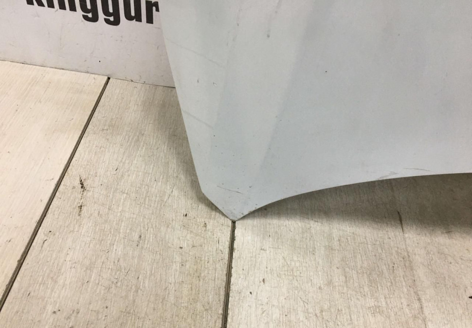 Капот Skoda Octavia A7 рестайлинг OEM 5E0823031A Капот Skoda Octavia A7 рестайлинг OEM 5E0823031A