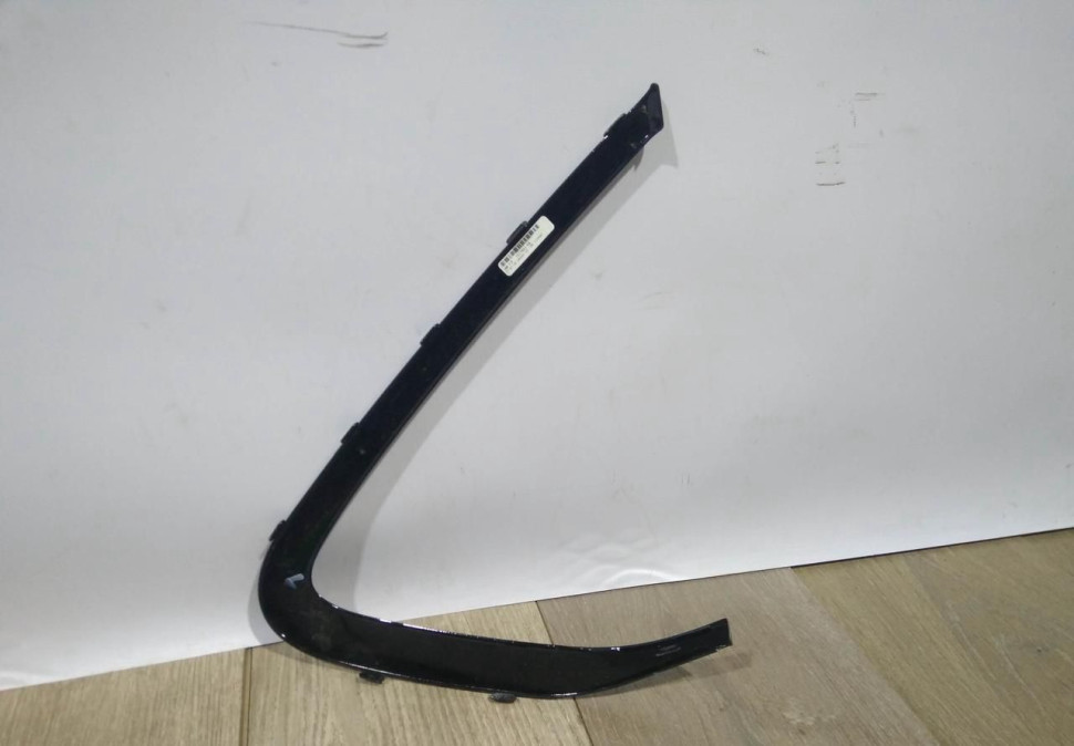 Молдинг заднего левого глухого стекла бу BMW X6 F16 OEM 51377377891