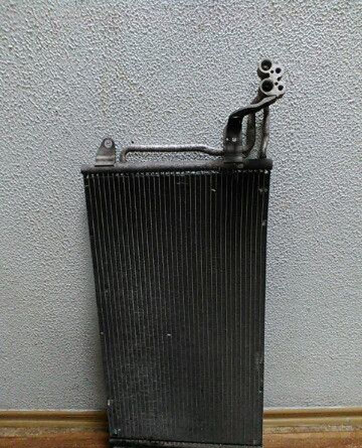 Радиатор кондиционера Volkswagen Polo