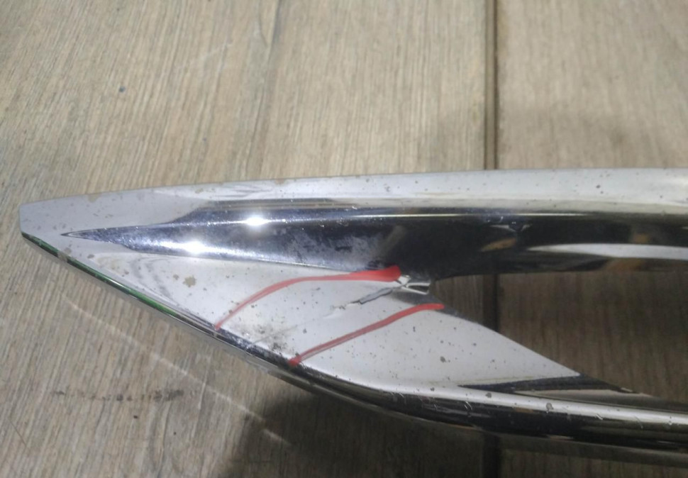 Молдинг переднего бампера левый бу BMW 6 G32 OEM 51117415593 Молдинг переднего бампера левый бу BMW 6 G32 OEM 51117415593