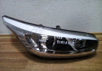 Фара правая галоген Kia Ceed 12- Oem 92102A2010 (слом 1 крепеж)