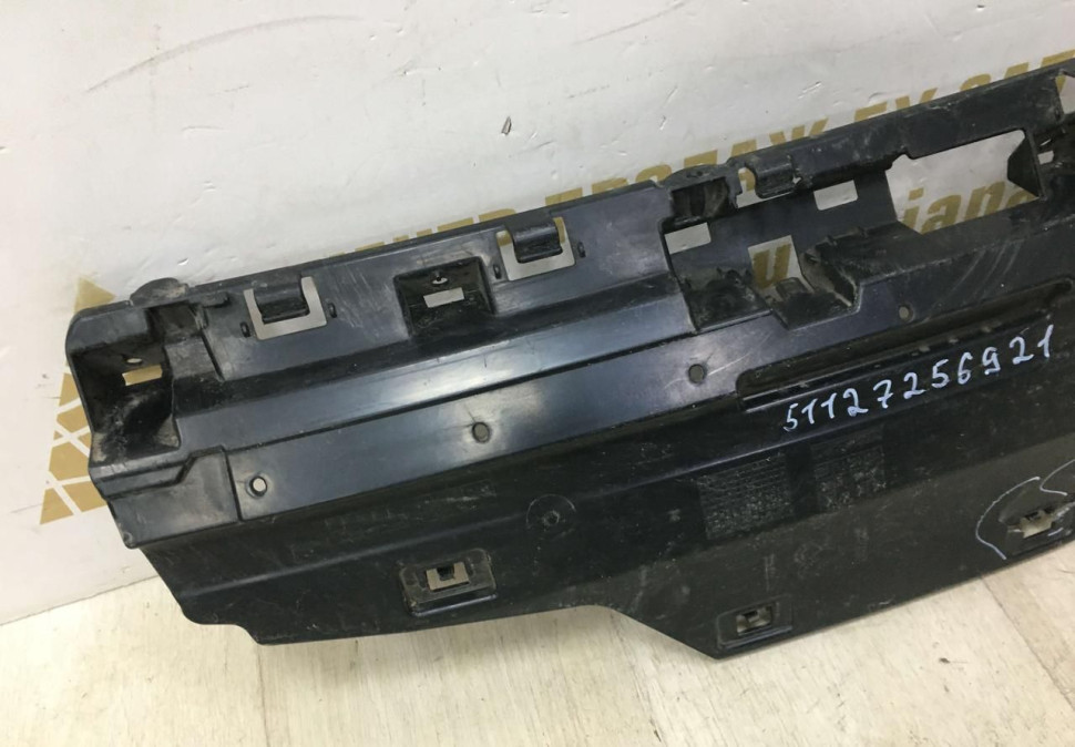 Кронштейн заднего бампера нижний BMW 3 F30 OEM 51127256921