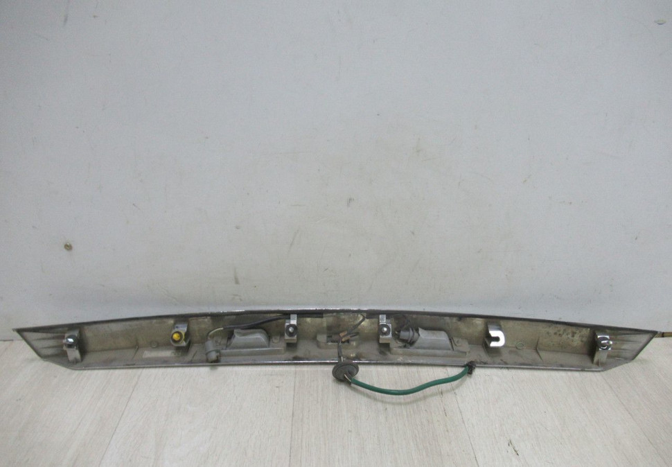 Молдинг крышки багажника Chevrolet Cruze oem 96880802 Молдинг крышки багажника Chevrolet Cruze oem 96880802