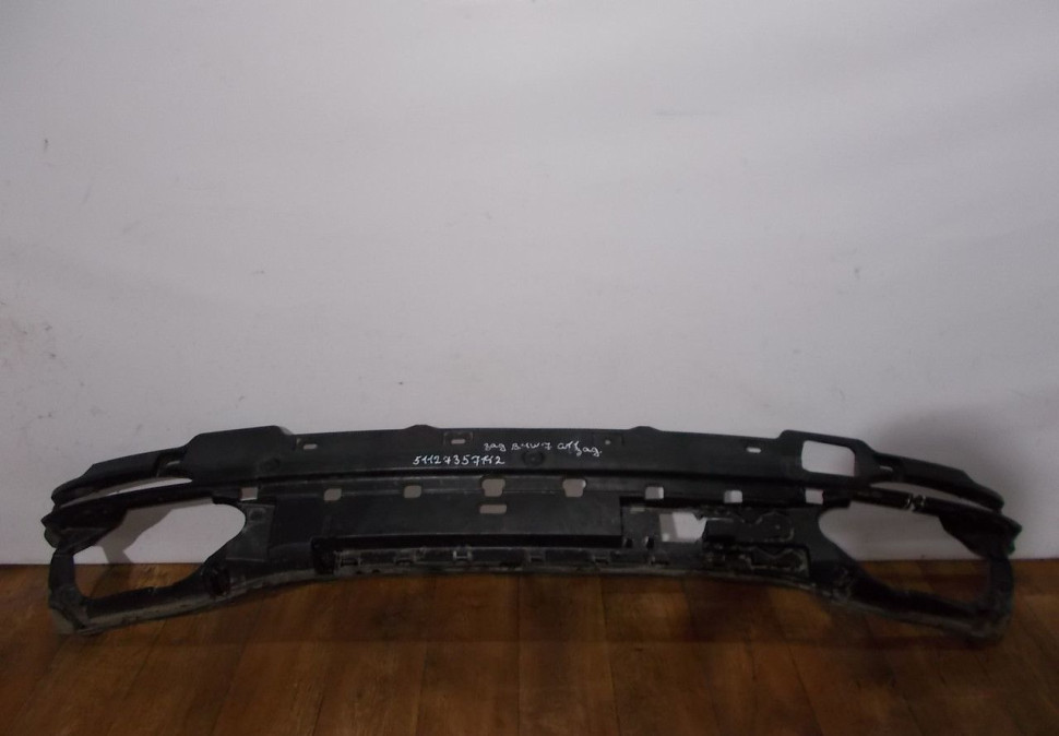 Кронштейн заднего бампера бу BMW 7 G11 OEM 51127357142