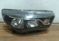 Фара правая Lada Vesta oem 8450006952 (слом 1 крепл)