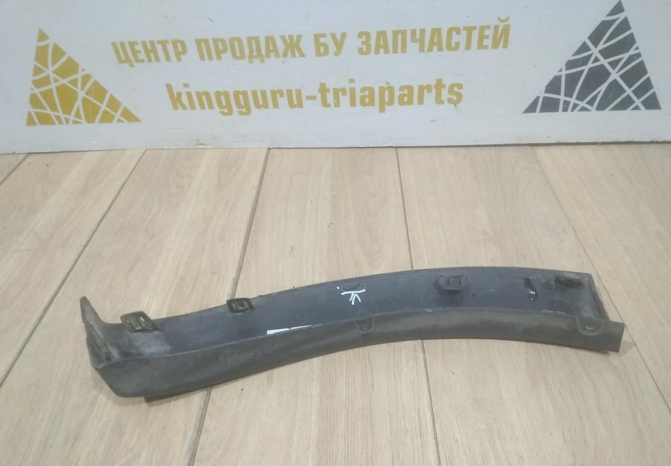 Молдинг бампера передний правый бу Renault Sandero Stepway 2 OEM 960163765R