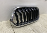 Решетка радиатора правая BMW X2 F39 OEM 51137424778