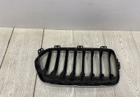 Решетка радиатора правая BMW X2 F39 OEM 51137424778