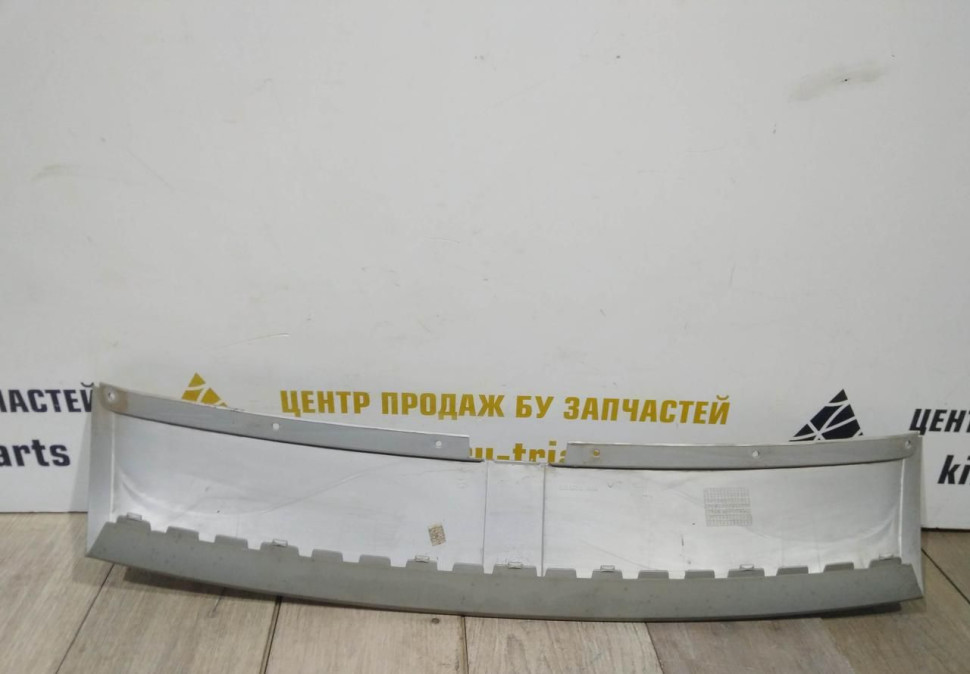 Накладка переднего бампера бу BMW X3 F25 OEM 51117258578