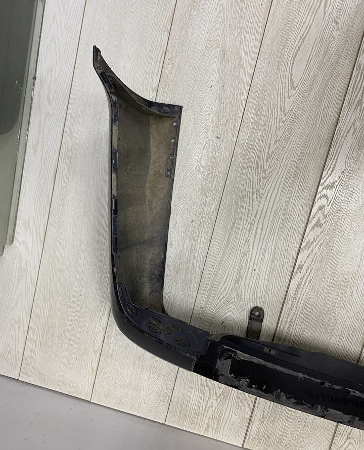 Бампер задний Volkswagen Multivan T6 2015 OEM 7E0807417D Бампер задний Volkswagen Multivan T6 2015 OEM 7E0807417D