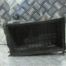 Корпус (крышка) воздушного фильтра Hyundai Solaris 1 oem 281121R100 (слом.2 крепл)