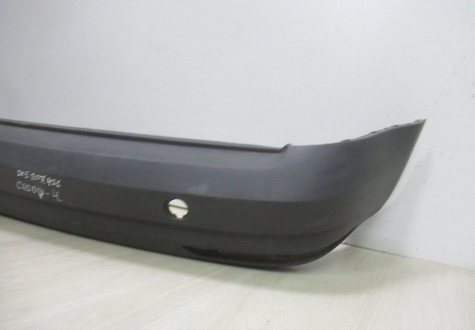 Бампер задний Volkswagen Caddy 4 oem 2k5807421 Бампер задний Volkswagen Caddy 4 oem 2k5807421