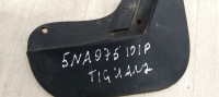 Брызговик задний правый Volkswagen Tiguan 2 (17-20) oem 5na075101p
