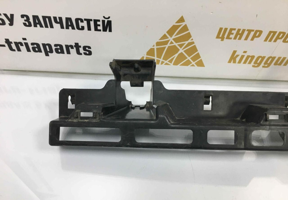 Абсорбер заднего бампера левый Renault Dokker OEM 850906422R Абсорбер заднего бампера левый Renault Dokker OEM 850906422R