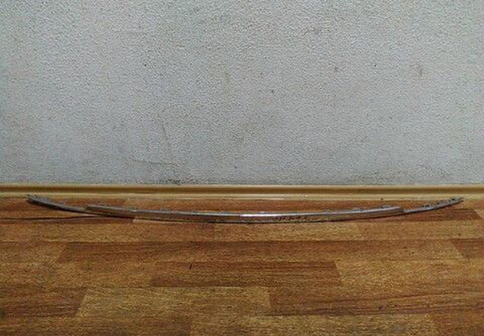 Накладка хром заднего бампера Volkswagen Tiguan 2 (16>) oem 5na853835