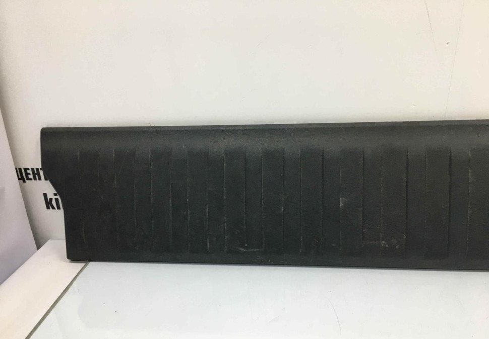 Обивка борта BMW X5 G05 OEM 7438172