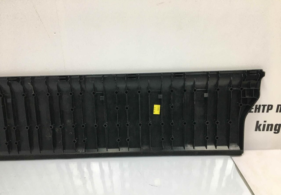 Обивка борта BMW X5 G05 OEM 7438172 Обивка борта BMW X5 G05 OEM 7438172