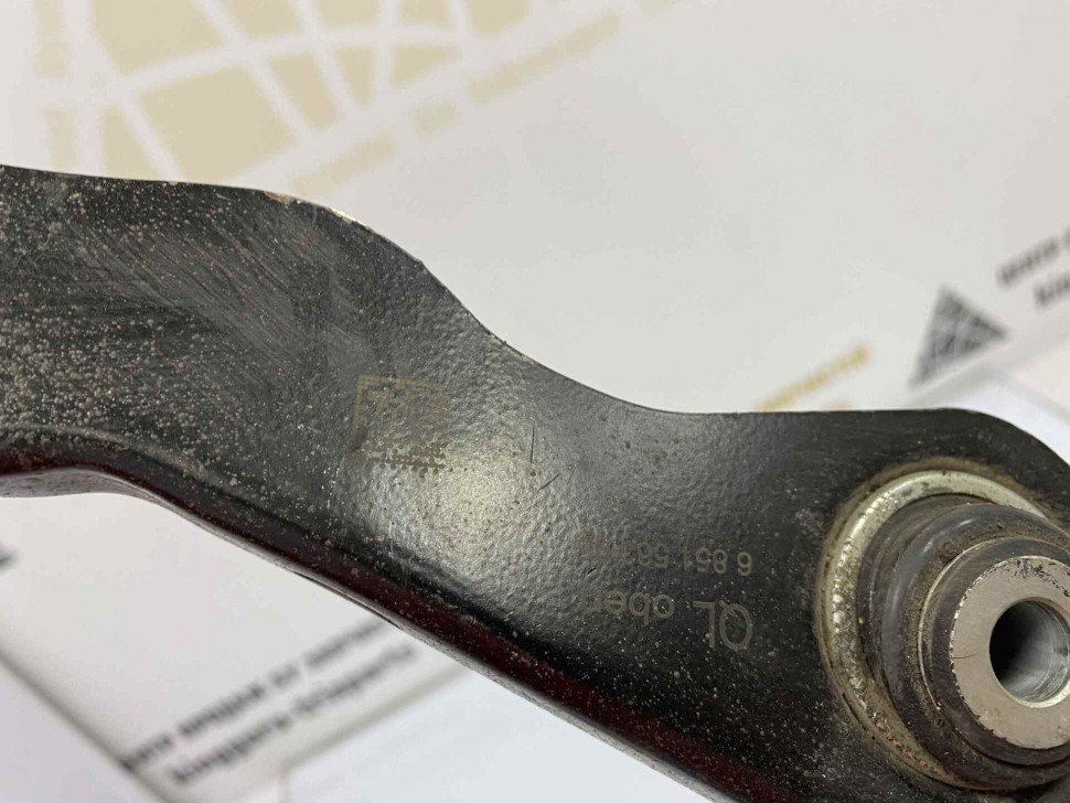 Рычаг задний левый бу BMW X1 F48 OEM 6851563
