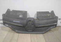 Решетка радиатора бу Renault Logan 2 OEM 623107605R