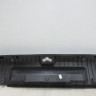 Обивка задней панели Volkswagen Polo седан 09- oem 6RU863459A