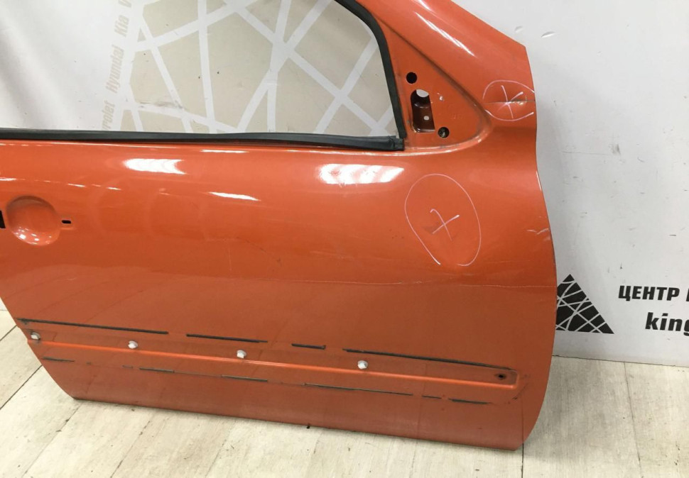 Дверь передняя правая Lada Granta / Datsun On-do 2012 oem 801002133R (скл-3)