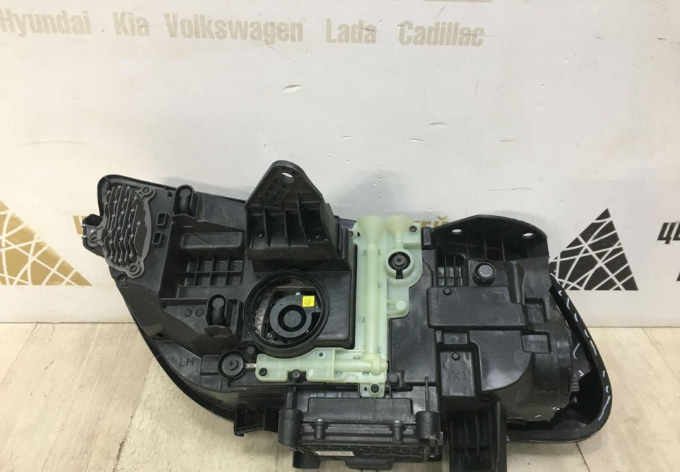 Фара левая Genesis GV80 LED 2019 oem 92101T6000 Фара левая Genesis GV80 LED 2019 oem 92101T6000
