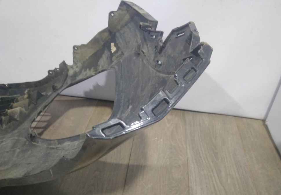 Бампер передний бу Renault Kaptur OEM 620222180R Бампер передний бу Renault Kaptur OEM 620222180R