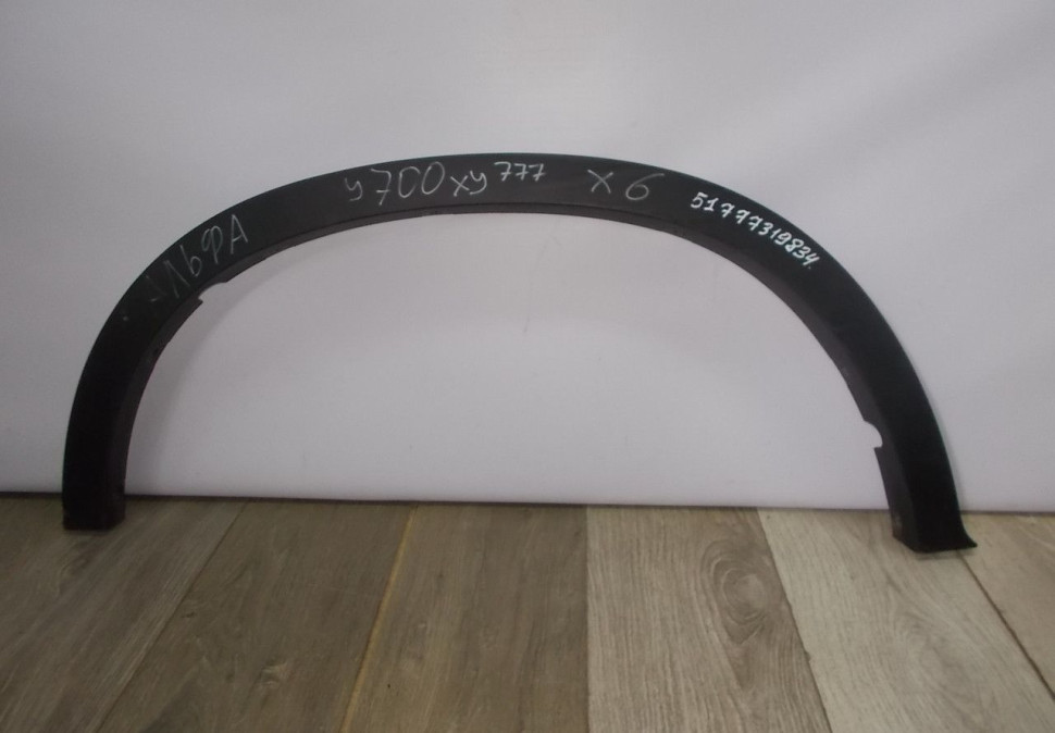 Молдинг крыла задний правый бу BMW X6 F16 OEM 51777319834