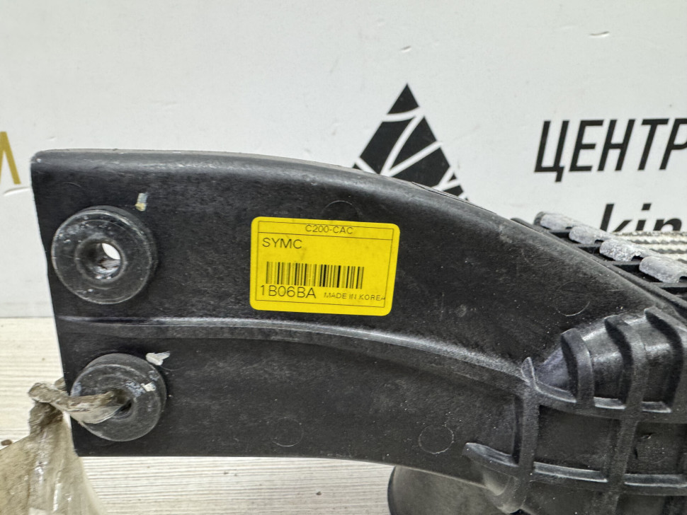 Радиатор интеркуллера Ssang Yong Actyon Радиатор интеркуллера Ssang Yong Actyon