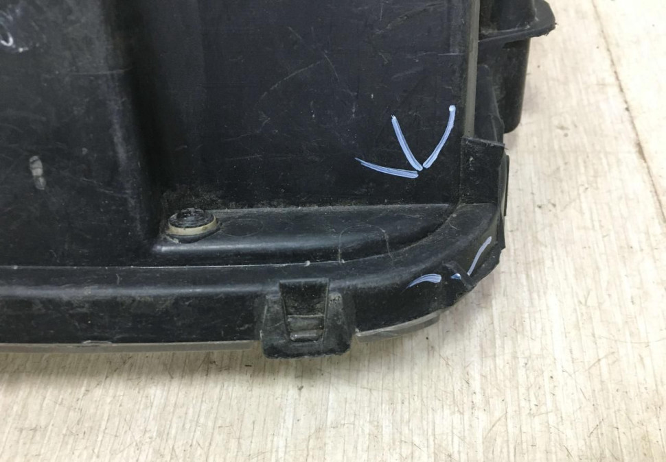Противотуманная фара правая Kia Sorento 2 рестайлинг oem 922022p600