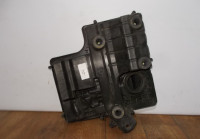 Корпус воздушного фильтра бу Skoda Octavia A7 (1,6) OEM 04E129607A