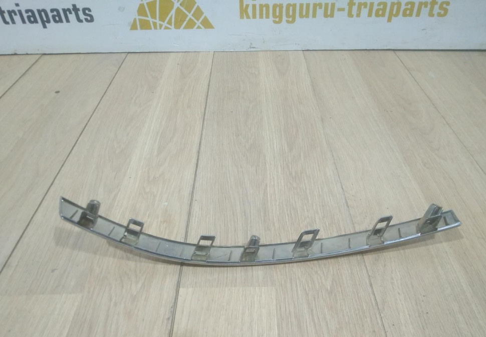 Молдинг заднего бампера левый бу Renault Arkana OEM 850774627R