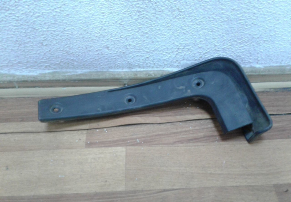 Брызговик задний левый Hyundai Santa Fe 3 oem 868412W500 Брызговик задний левый Hyundai Santa Fe 3 oem 868412W500