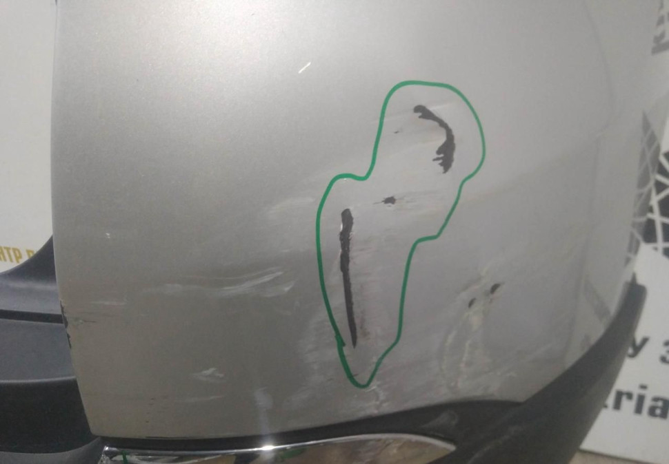 Бампер задний бу Renault Kaptur OEM 850220429R (В)
