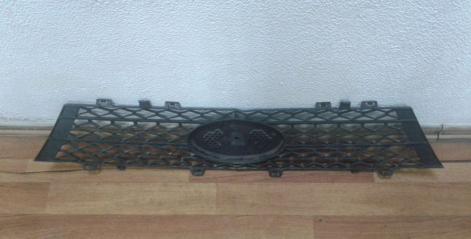 Решетка радиатора Lada Vesta oem 8450006673 (скл-3)