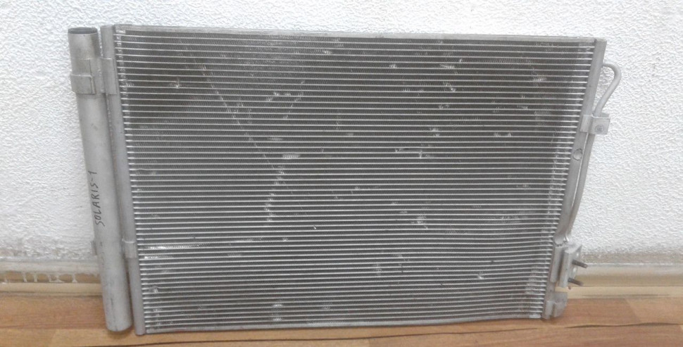 Радиатор кондиционера Hyundai Solaris 1 oem 976061R050