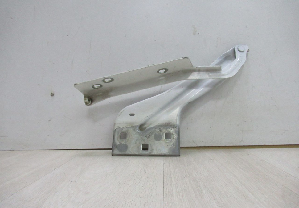 Петля капота правая Jaguar F-pace oem t4a1898 (скл-3)