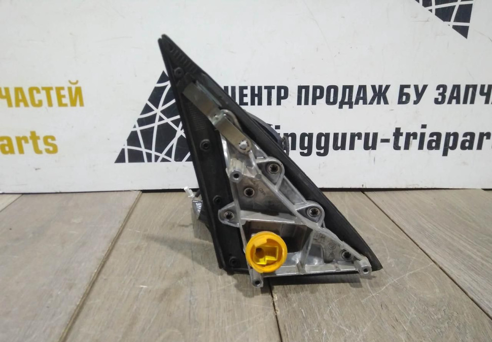 Корпус зеркала левый 5-пин бу BMW X5 F15 OEM 51167364051