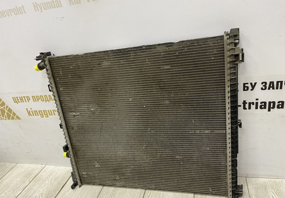 Дополнительный радиатор охлаждения BMW X3 G01 OEM 17118642747 17119468695