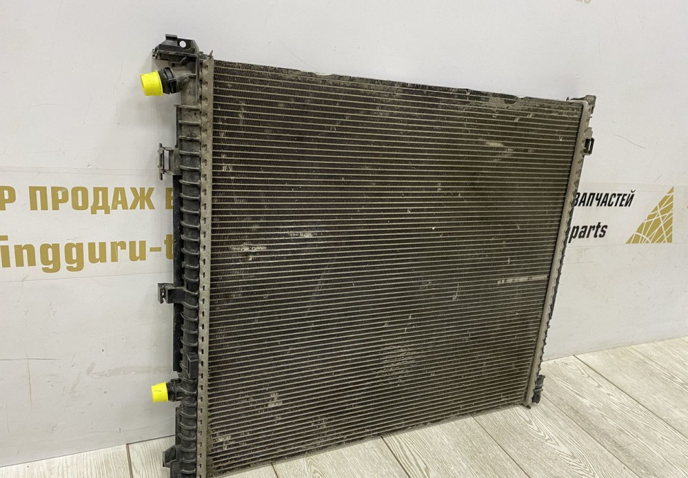 Дополнительный радиатор охлаждения BMW X3 G01 OEM 17118642747 17119468695