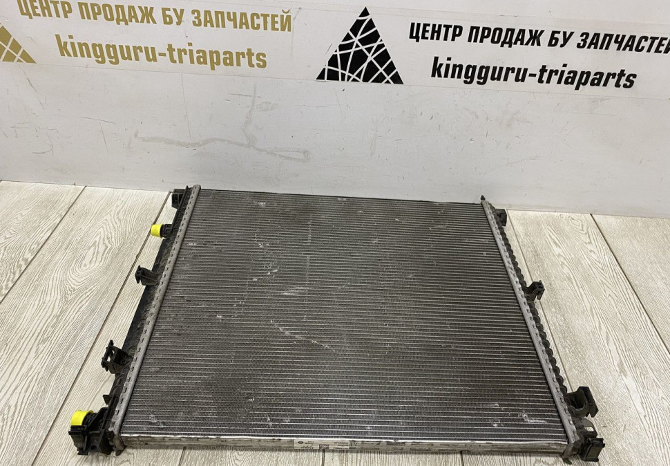 Дополнительный радиатор охлаждения BMW X3 G01 OEM 17118642747 17119468695