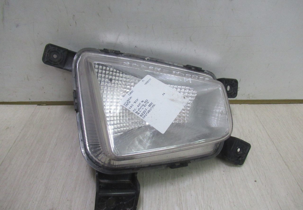 Противотуманная фара левая (птф)  Hyundai Creta oem 92207m0000 (в хорошем состоянии)